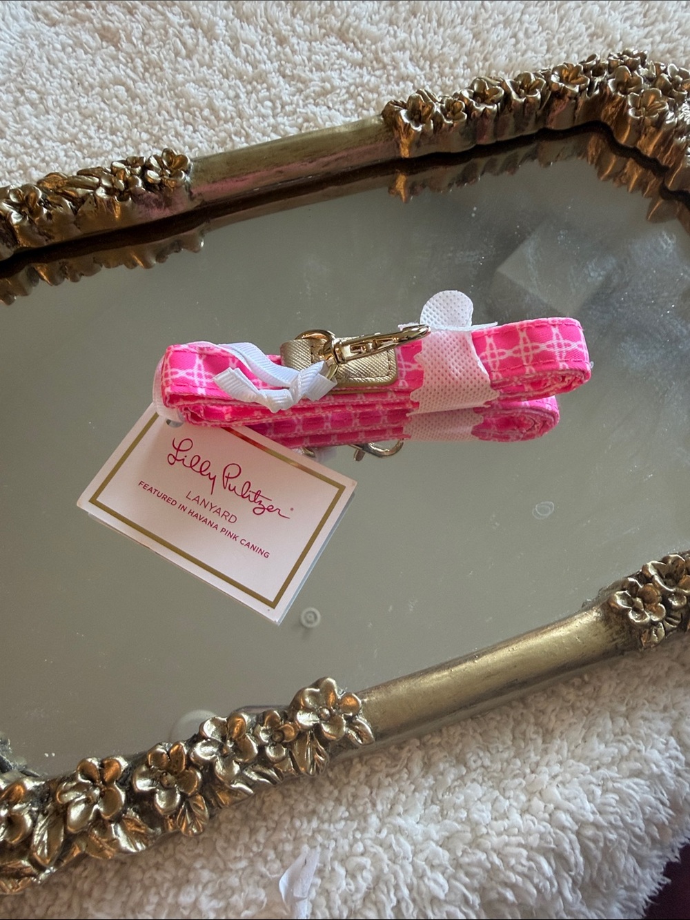 Lilly Pulitzer Lanyard 🌸Featured In HAVANA PINK CANING NWT - Picture 2 of 5
